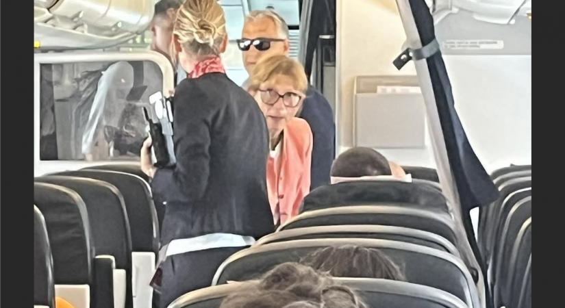 Orbán Viktor és a felesége pénteken Brüsszelbe utaztak, de most Párizsból repülnek haza, nem fapadossal