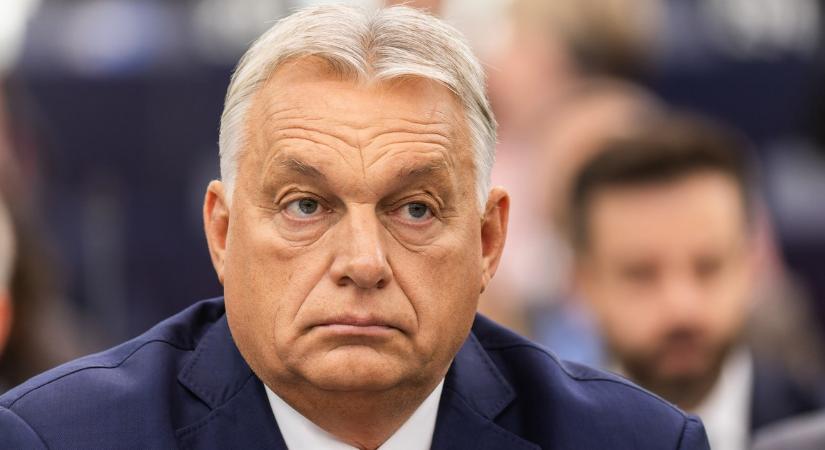 Vadai Ágnes a repülőn kapta lencsevégre a hazafelé tartó Orbán Viktort - fotó