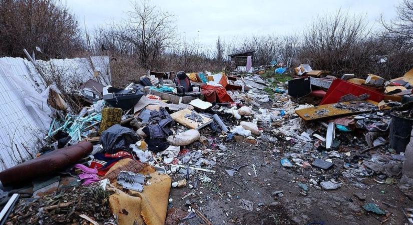 Vasszigor lépett életbe, akár fél milliárd forint büntetés is járhat az illegális szemétlerakásért