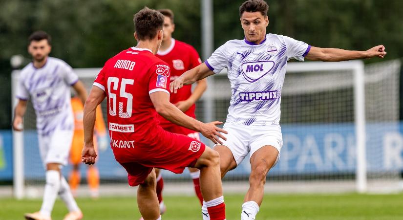 NB I-es felkészülés: Az Újpest és a Puskás is döntetlent játszott