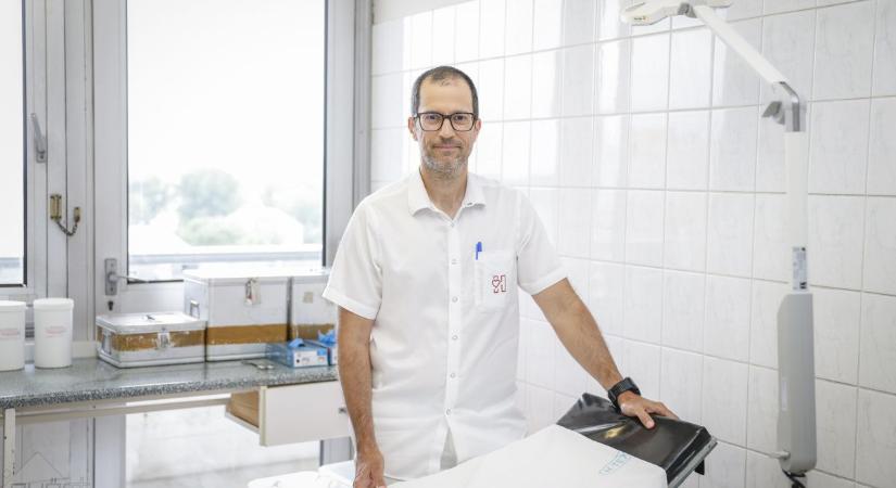 Szépség orvosi szikével – Milyennek látjuk önmagunkat?