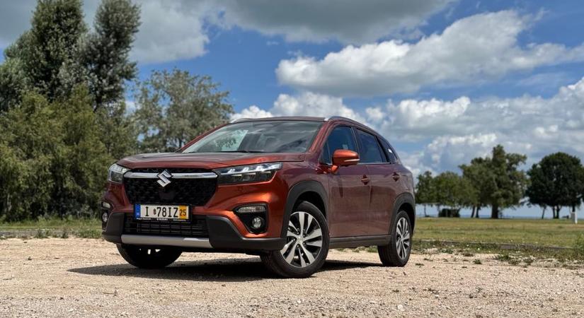 Gyengébb motorral is élhető? Menetpróbán a visszafogott Suzuki S-Cross!