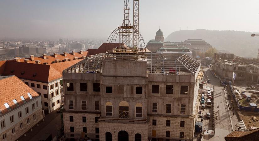 Lázár leépíti a Várkapitányságot, akik Orbán kedvenc projektjét felügyelték