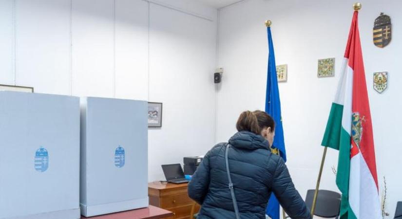 Megverték a függetlenlenként induló fideszeseket Gárdonyban