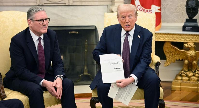 Példátlan: Trumpot újra meghívták a windsori kastélyba a brit uralkodóhoz