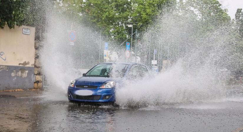 Ne hagyd otthon az esernyőt! A hétfő bőven tartogathat meglepetéseket