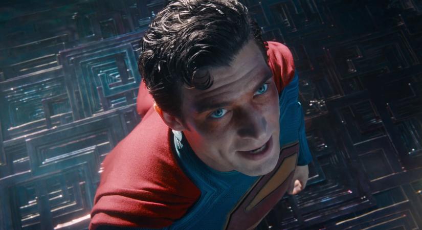 David Zaslav egy "merész tízéves tervről", James Gunn pedig az emberek jóságáról és kiválóságáról beszélt a Superman sikeres nyitását követően