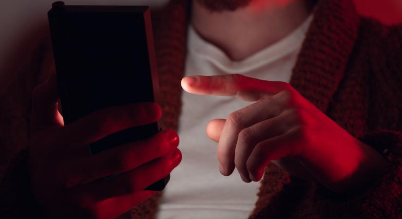 Ezt az egy szót sose mond ki, ha ismeretlen számról hívnak: komoly bajt hozhat rád