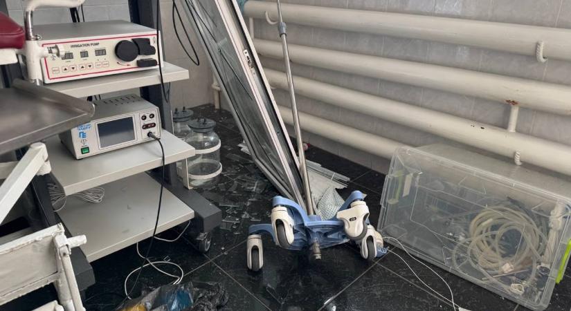 Oroszország egy harkivi szülészeti kórházat támadott meg