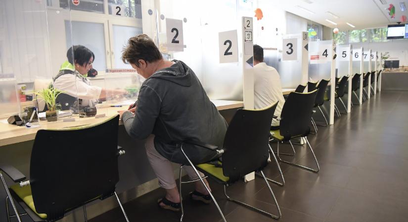 Itt a várva várt jó hír a kormányablakokból