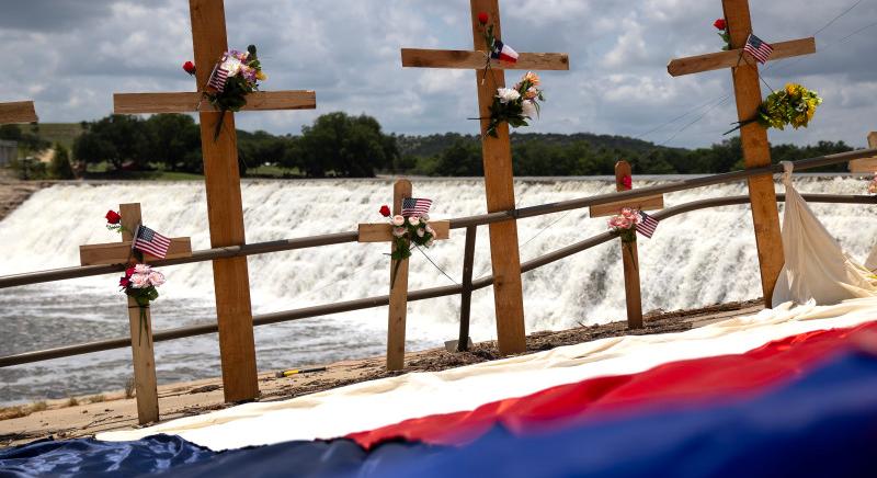 Texas: már több mint 130 halottat találtak a villámárvíz után