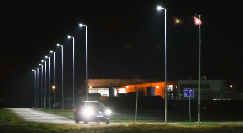Fénysebességgel a jövőbe –sok pénzre pályázhatnak a kistelepülések a közvilágításra