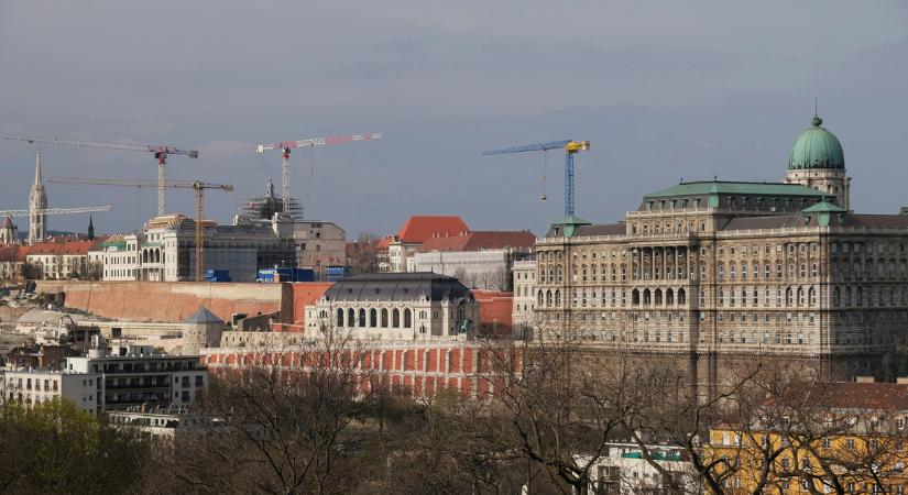 Lázár János leépíti a Várkapitányságot, kérdés, mi lesz a budai Vár felújításával
