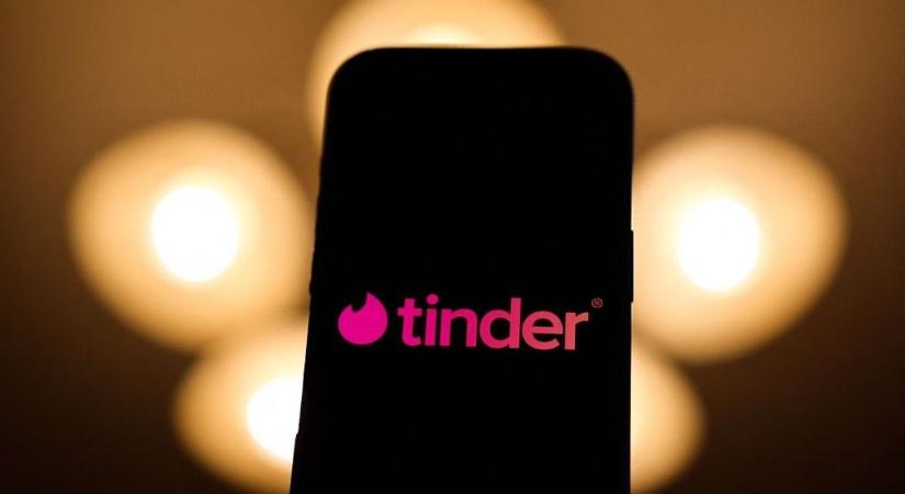 A Tinder hiába fektetett a mesterséges intelligenciába, a párkeresésben nem jön be