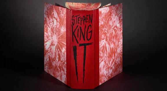 Kézzel illusztrált kiadást kap Stephen King AZ című regénye – fotók!