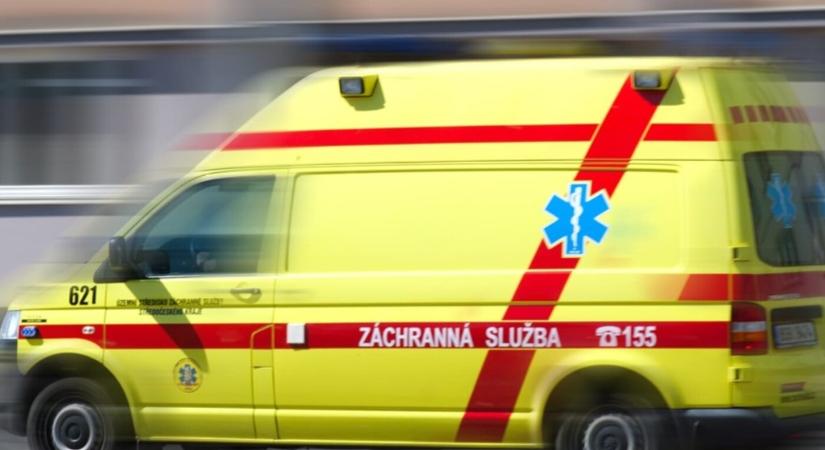 TRAGÉDIA: Patakba esett és meghalt egy gyermek a Rozsnyói járásban