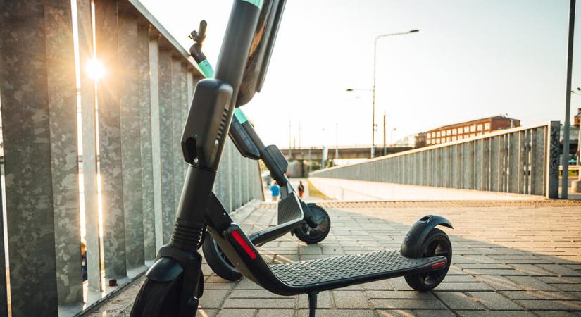 Hatszámjegyű tarifák is akadnak az e-rollerek biztosítására