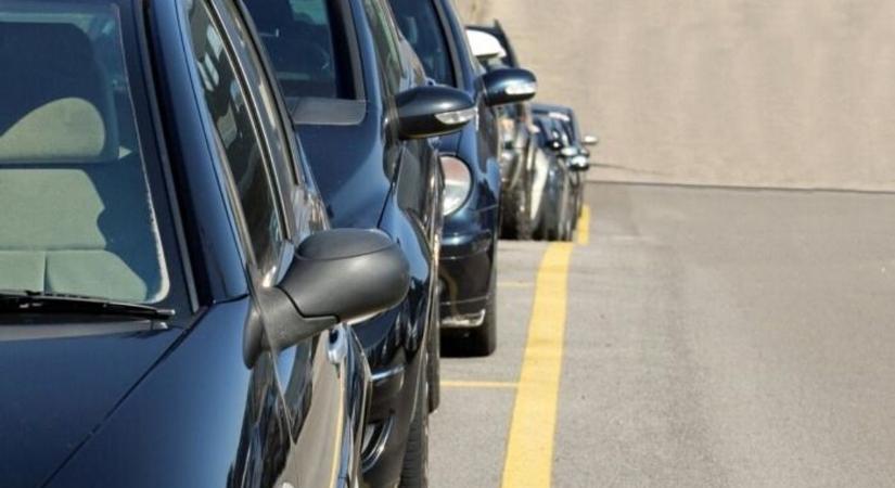 Nem mindegy, merre áll a kerék: parkolási trükk, amit kevesen tudnak