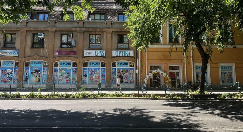 Új üzlet nyílt Szekszárdon a Széchenyi utcai DM helyén (galéria)