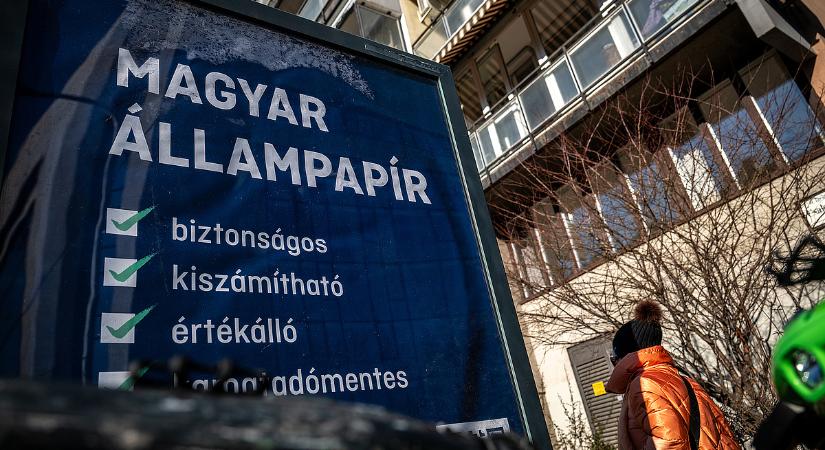 Maradt pénze a magyaroknak, ezt a két állampapírt keresték