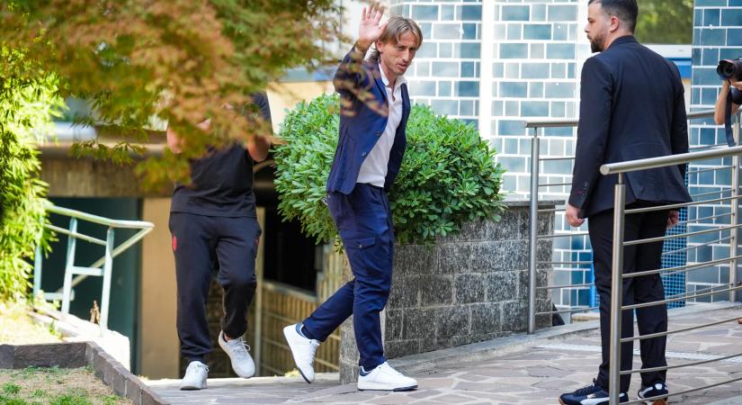 Modric leszállt Milánóban – Boldog vagyok, hogy itt lehetek