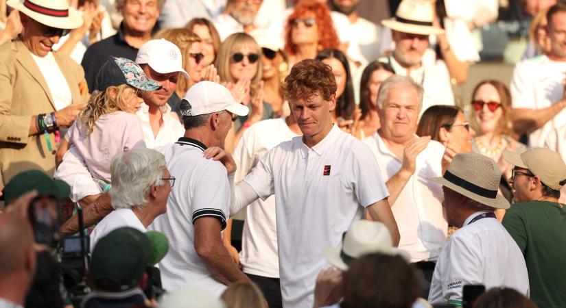 Sinner Wimbledon mellett egy különleges fogadást is behúzott
