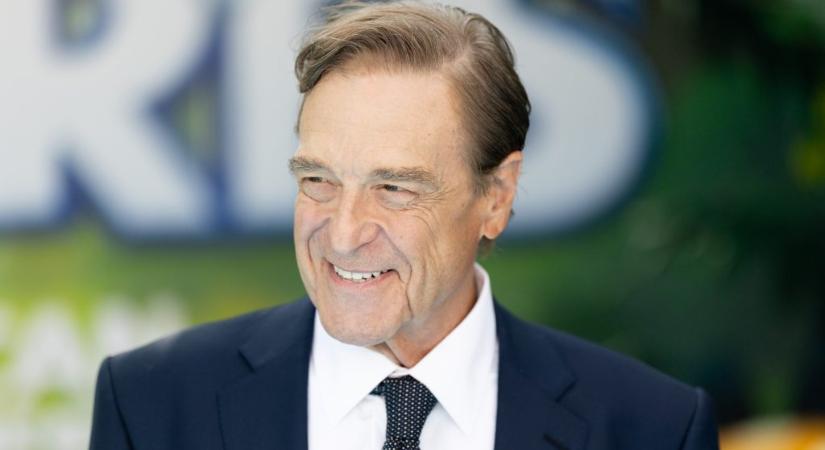 90 kilót fogyott John Goodman, fiatalos külsővel ment új filmje premierjére