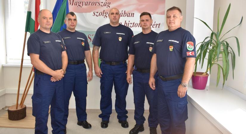 Öt újonc tűzoltó erősíti Heves vármegye tűzoltói állományát