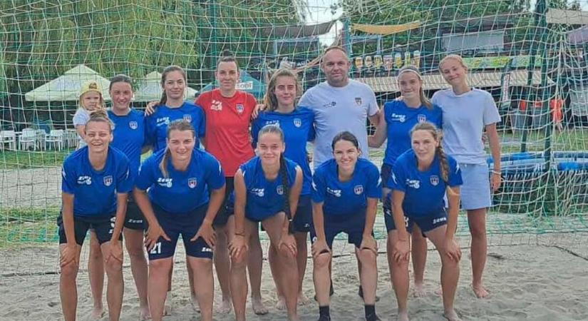 Strandfociban is bizonyítottak a kanizsai hölgyek