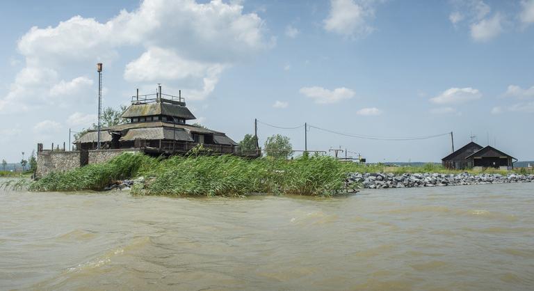 Fertő-tavi fiaskó: öt év után sem használhatják a helyiek a partot