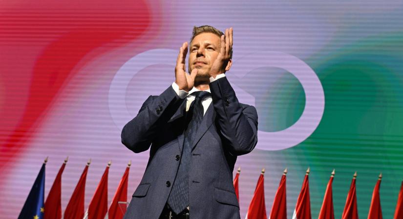 Sükösd Miklós: A „nyugodt erő” újratöltve – a Tisza az MDF kampányát idézve lépett a kormányképesség felé