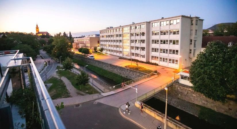 Meglepő ellátásban részesítették a természetfotóst az egri kórházban, ő sem számított rá