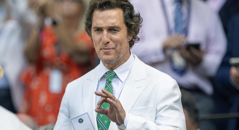 Matthew McConaughey egyetlen mozdulattal meghódította a brit királyi családot – egész Wimbledon őt ünnepelte