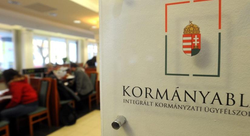 Szünetel hétfőn az okmányokkal és járművekkel kapcsolatos ügyfélkiszolgálás a kormányablakokban