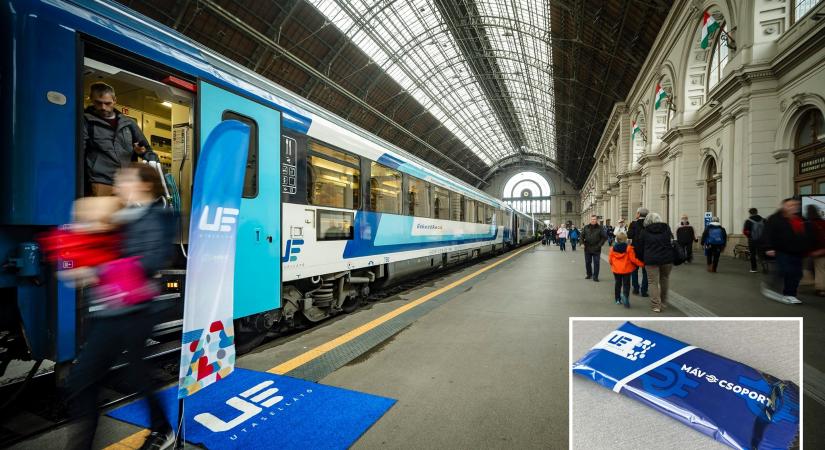 Nem árulja el a MÁV, hogy mennyibe kerül az utasoknak osztott keksz és törlőkendő