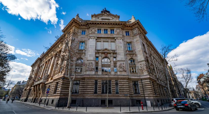 Visszaélnek a jegybank nevével, csalókra figyelmeztett az MNB