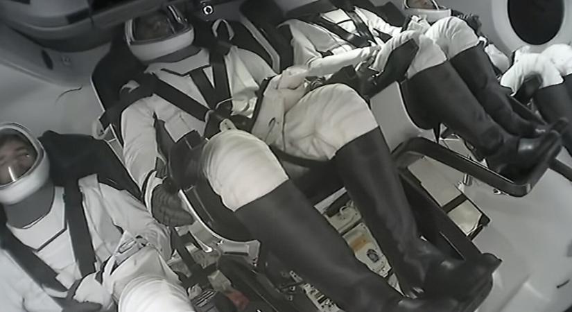 Kapu Tiborék hamarosan visszatérnek a világűrből, VIDEÓN a landolás