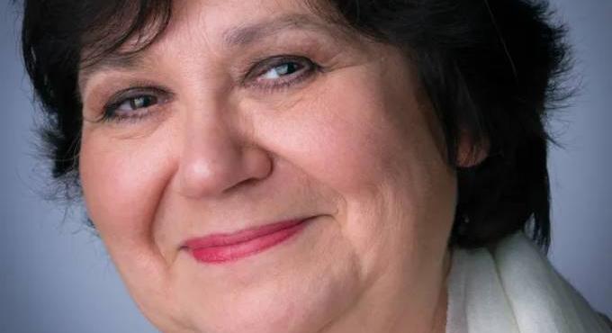 Zsurzs Kati: „Bank Tamás is mindent megtesz a Játékszínben, hogy legyen egy állami díjam”