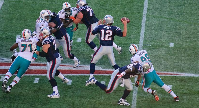 Tom Brady 105 millió dolláros Bitcoin-vagyonról maradt le egy kriptós baki miatt