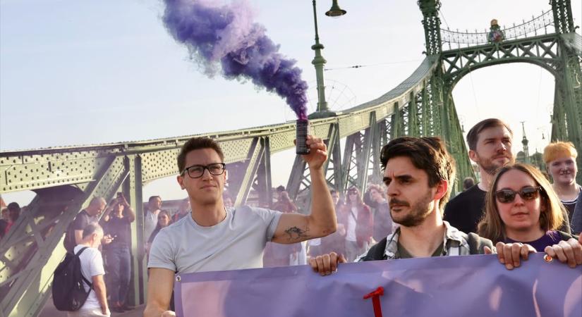 Vádemelést javasolt a rendőrség a Momentum hídfoglalása miatt