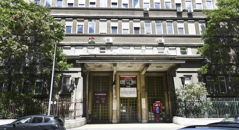Nébih: több hónapja lejárt húsokat tároltak a Péterfy kórház konyháján