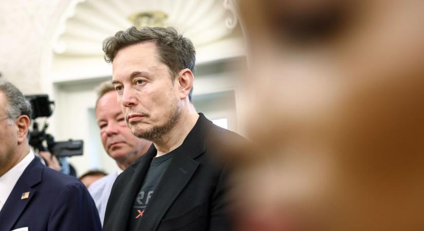 Szent a béke? Szerződést kötött a Pentagon Elon Musk MI cégével
