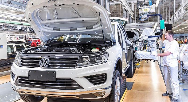 Leáll a gyártás a Volkswagen szlovákiai üzemeiben