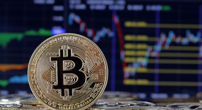 Trump-hatás: ismét történelmi csúcsot ért el a bitcoin
