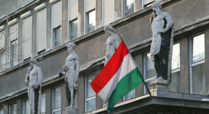 Pánikkeltésre alkalmas a Péterfy utcai kórház szerint a hír, hogy lejárt húsokat találtak náluk