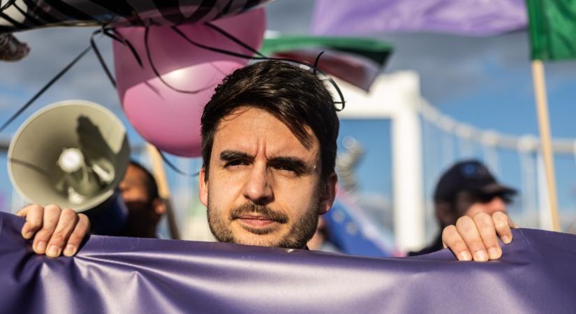 Tompos Márton lemondott a Momentum elnöki tisztségéről, az is kiderült, ki váltaná őt a párt élén