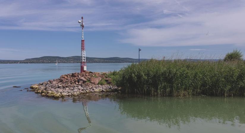 Óriási szerencse, hogy nem történt tragédia: SUP-os gyerekeket mentettek ki a Balatonból