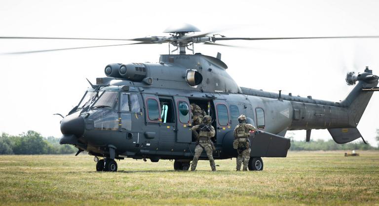Teljessé vált a Magyar Honvédség közepes kategóriájú, többfeladatú helikopterflottája