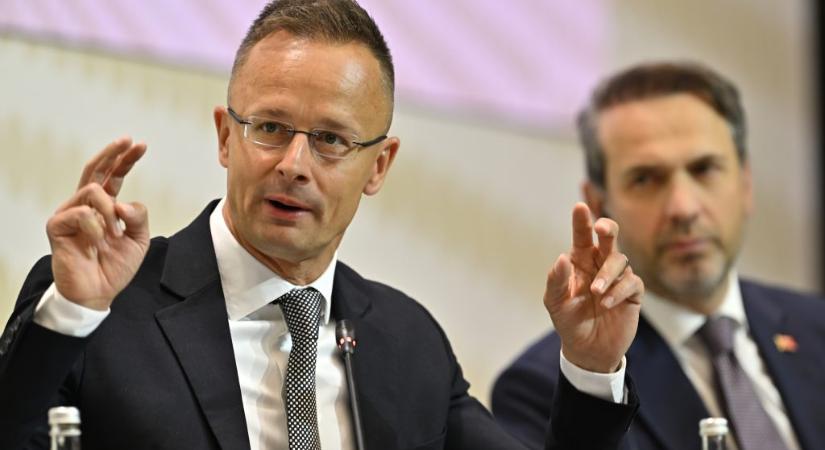 Szijjártó: Ukrajnában embervadászat zajlik, hol vannak ilyenkor a Soros-szervezetek?
