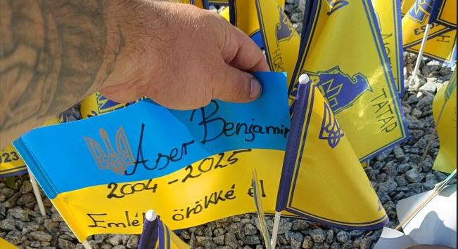 Megszólalt a Blikknek fronton elhunyt Aser Benjamin édesapja – Miért ment Ukrajnába harcolni egy 21 éves magyar fiú?